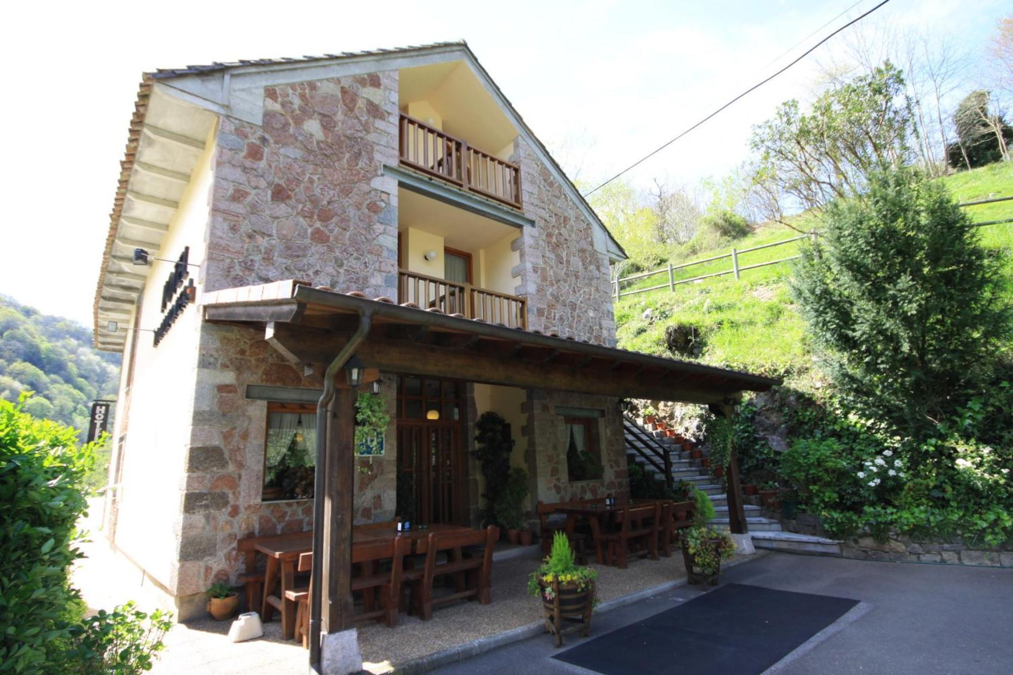 La Salmonera Cangas De Onis Caño Extérieur photo